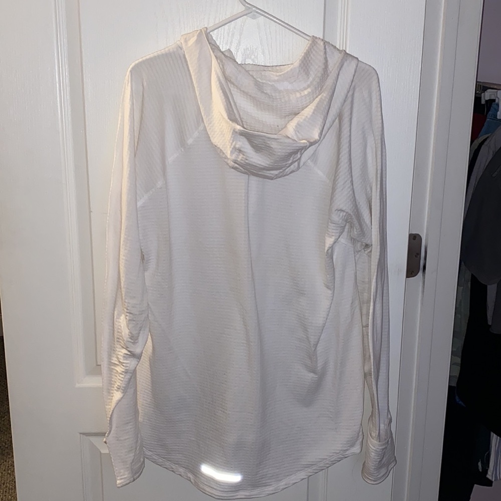 Nike Dri-Fit Pullover - Picture 4 of 10